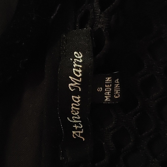 Athena Marie Black Oversized Pocket Dress - Picture 6 of 9